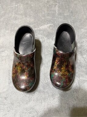 Dansko Black Clogs with Multi-Color Scribble Pattern size 35